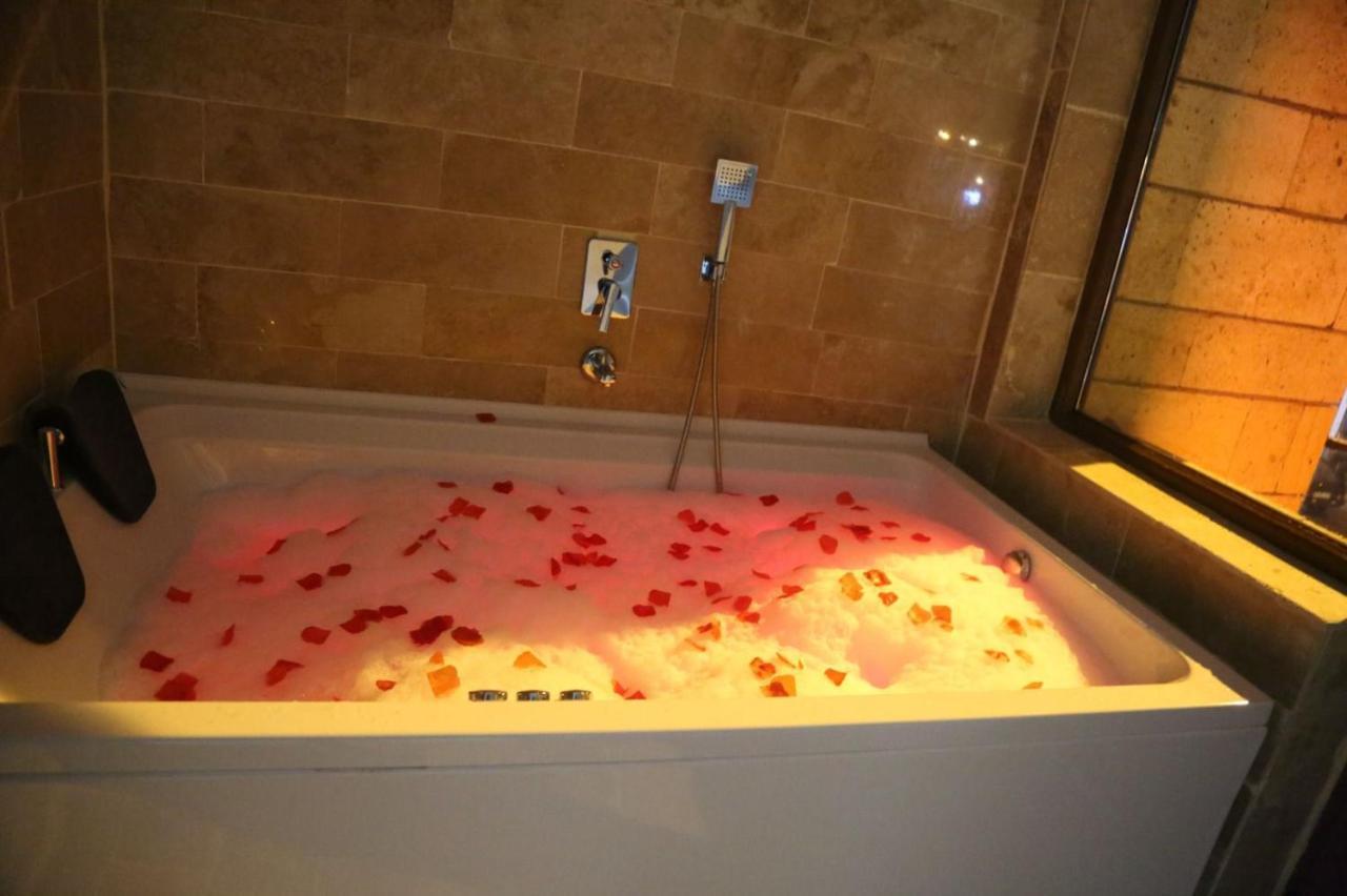 Whitestone Hotel Nevşehir Esterno foto